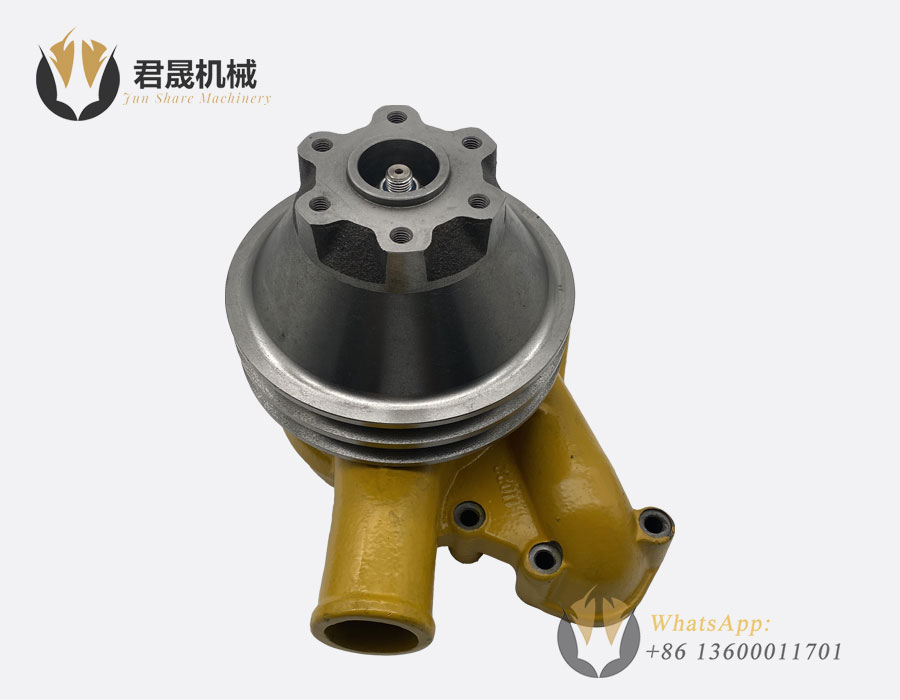 6136-61-1102 6D105 Water Pump