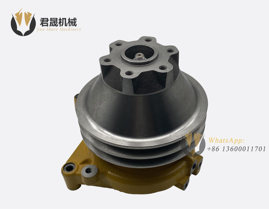 6136-61-1102 6D105 Water Pump