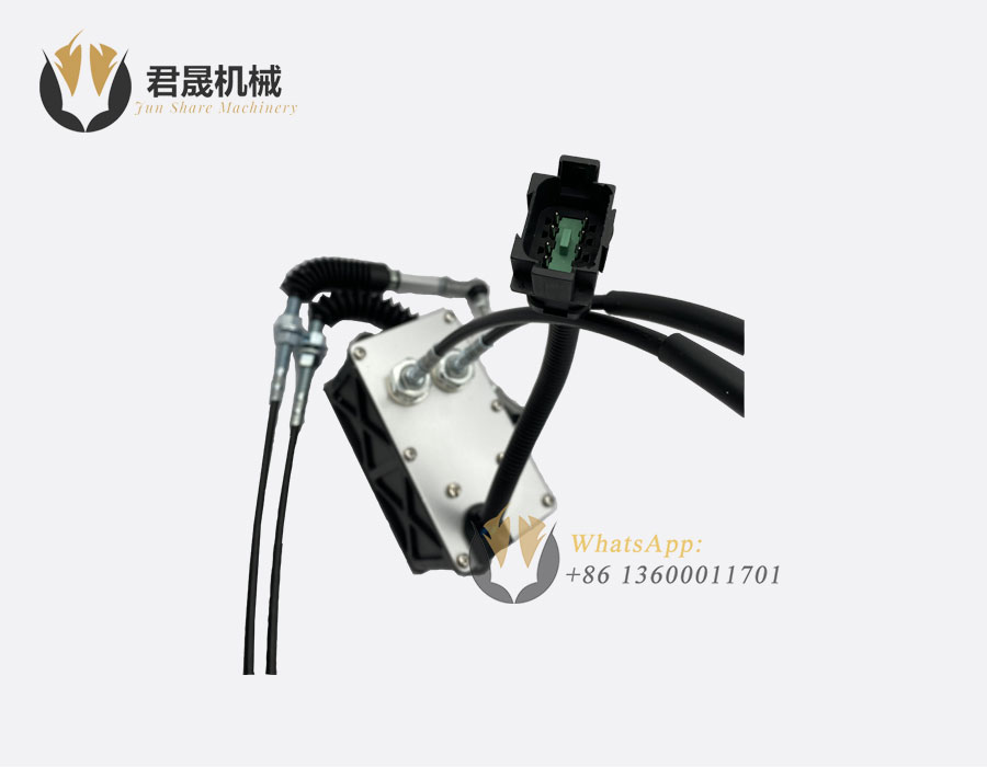 247-5212 2475212 Throttle Motor - Square Plug 7 Pins